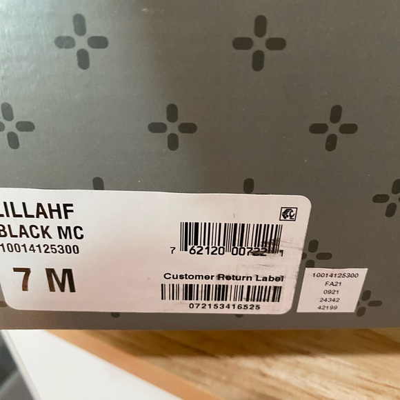 Sun + Stone block heel sandal - Picture 8 of 9